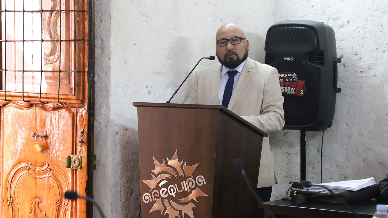 Consejo Regional de Arequipa pide salida de gerente de Energía y Minas tras interpelación